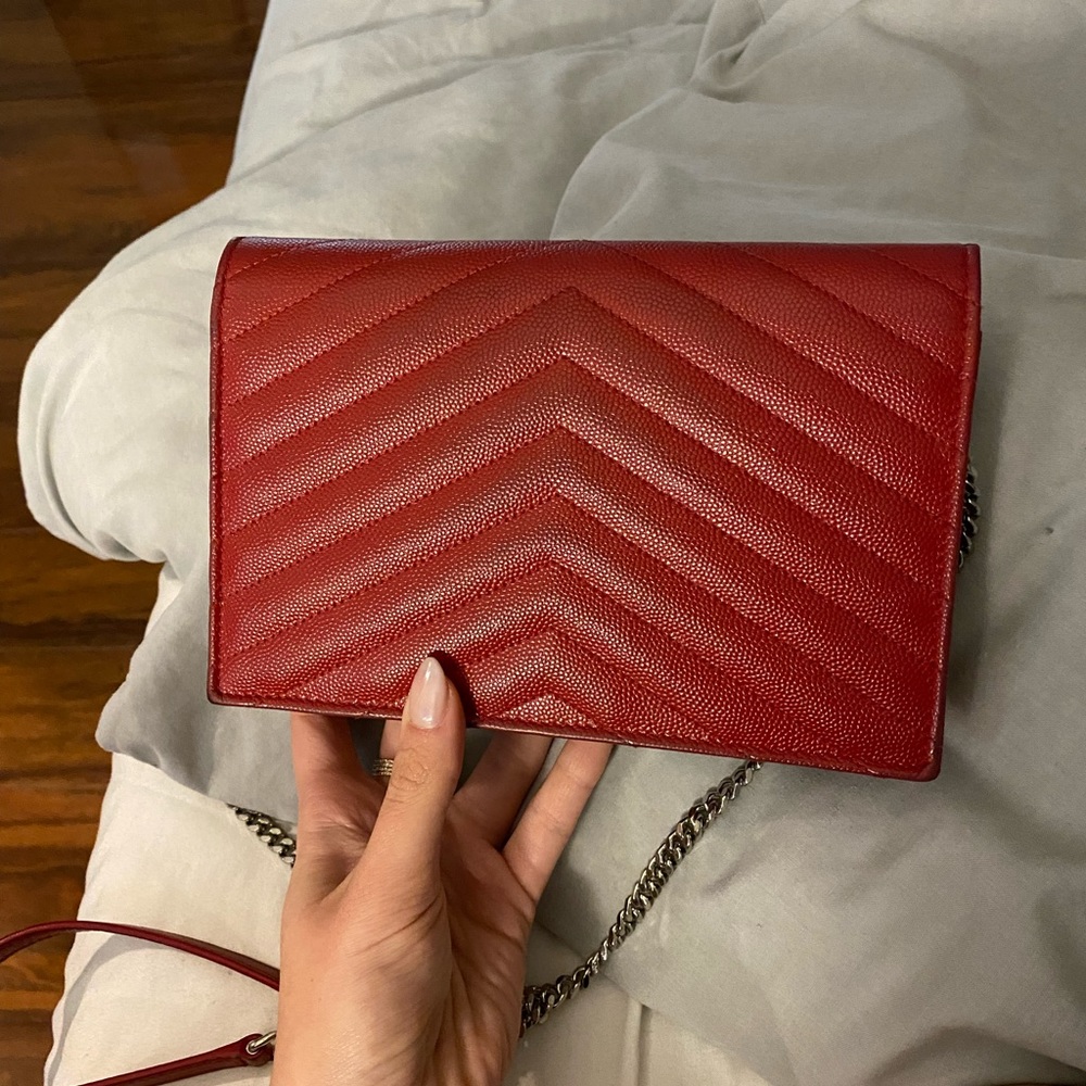 YSL Envelope Bag in Red - Picture 5 of 5